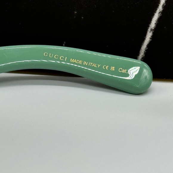 NEW GG1403S 004 GUCCI GREEN GREY SQUARE WOMEN GUCCI SUNGLASSES - Picture 8 of 10